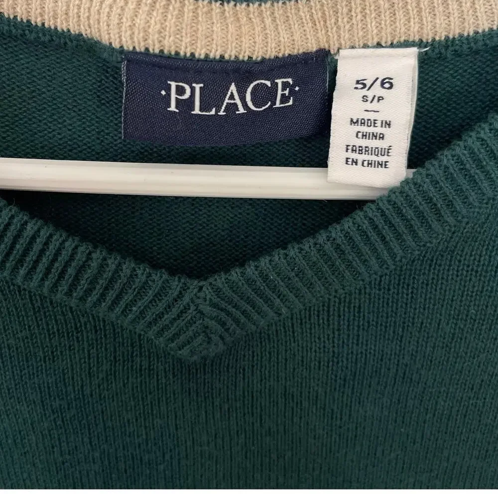 The‎ Children's Place Green V-Neck Sweater Boys Size 5/6